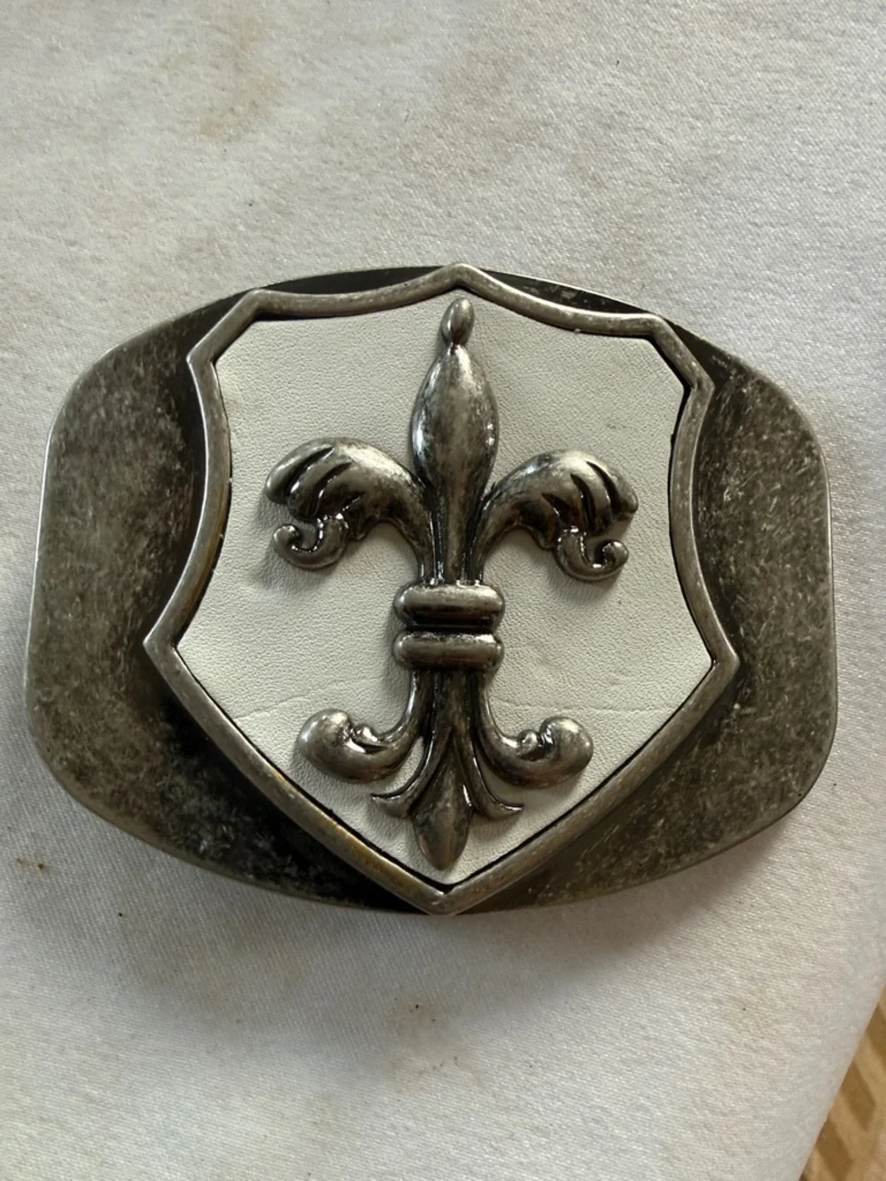 FLEUR DI LIS belt buckle perfect condition 4 inches wide by 3 inches tall